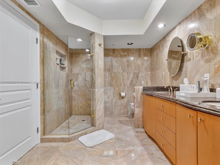 Oceania IV #1241 image #22