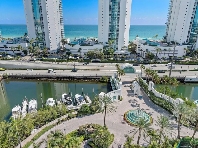 Oceania IV #1241 image #36