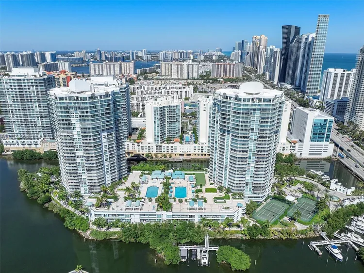 Oceania IV #1241 image #50