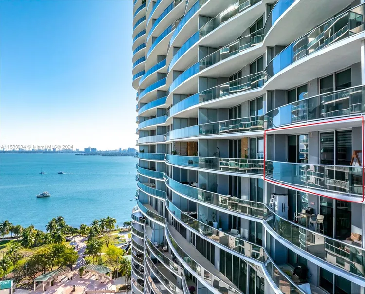 Aria on the Bay #1703 image #13