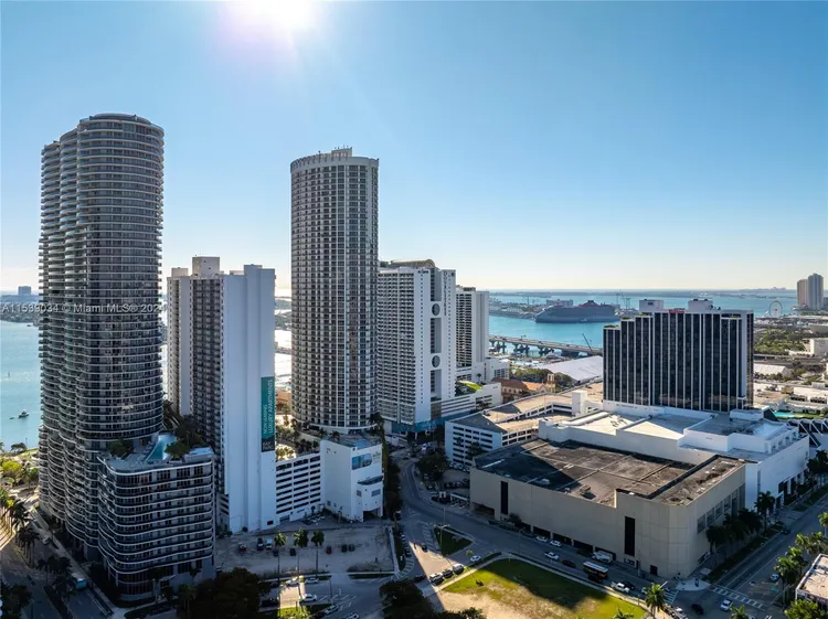 Aria on the Bay #1703 image #24