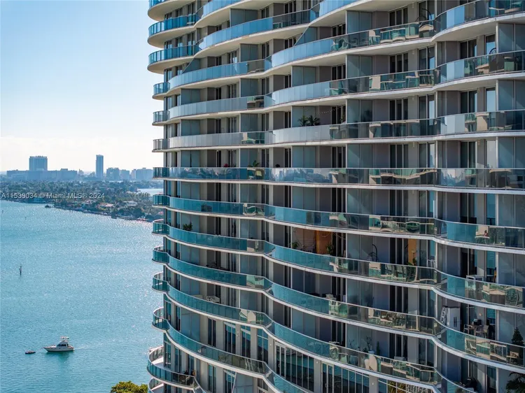 Aria on the Bay #1703 image #25