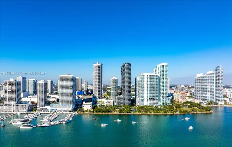 Aria on the Bay #1703 image #31