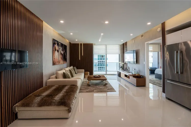 Aria on the Bay #1703 image #8