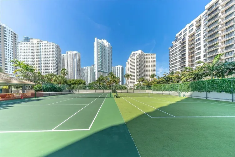 Brickell Key II #512 image #19