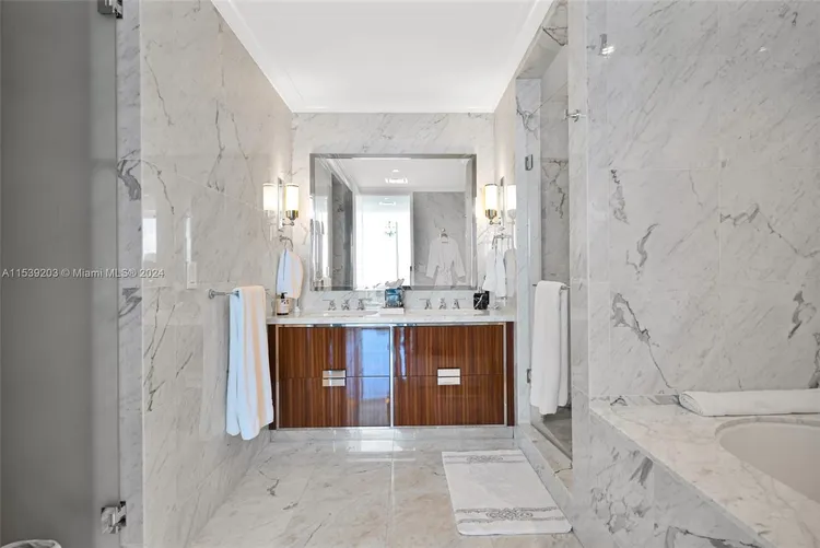 Ritz-Carlton Residences Sunny Isles #3604 image #23