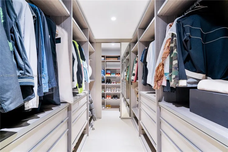 Faena House #8C image #20