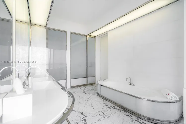 Faena House #8C image #24