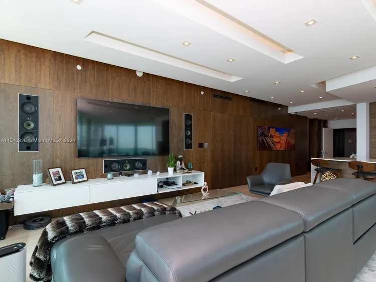 900 Biscayne Bay #3406 image #11