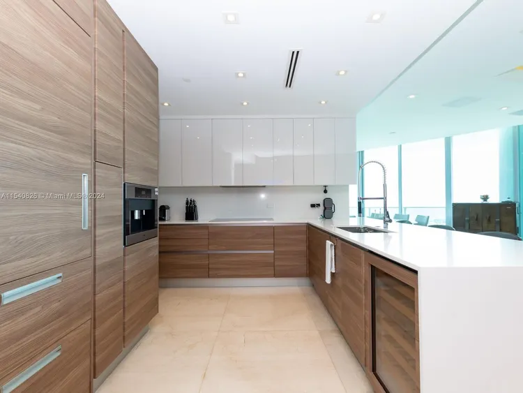 900 Biscayne Bay #3406 image #20