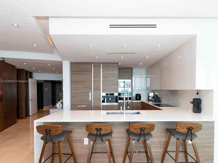 900 Biscayne Bay #3406 image #21