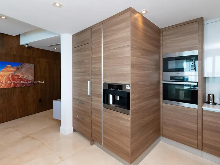 900 Biscayne Bay #3406 image #22