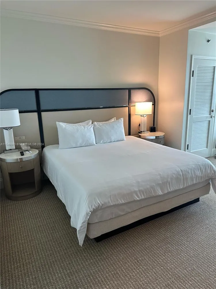 Fontainebleau II Tresor #2310 image #6