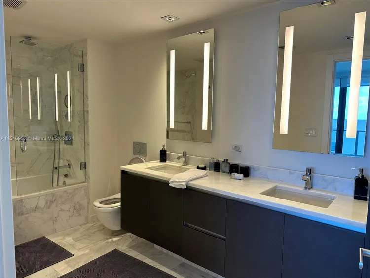 Echo Brickell #2502 image #9