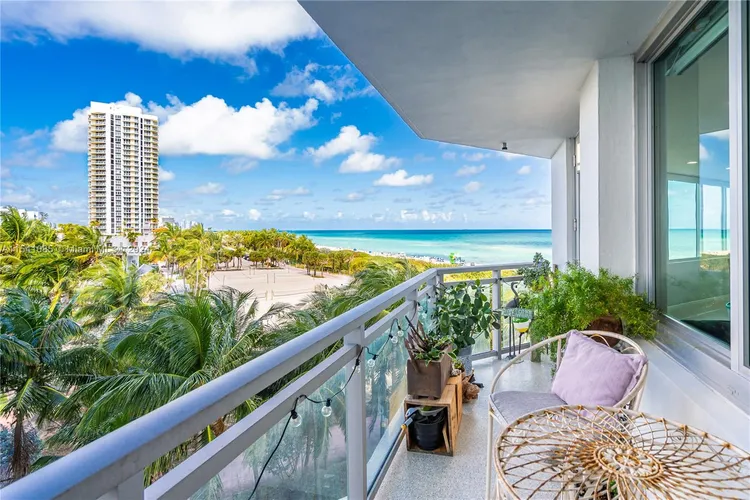 Burleigh House #505 image #10