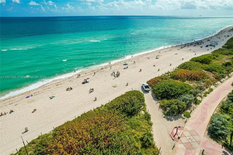 Burleigh House #505 image #6