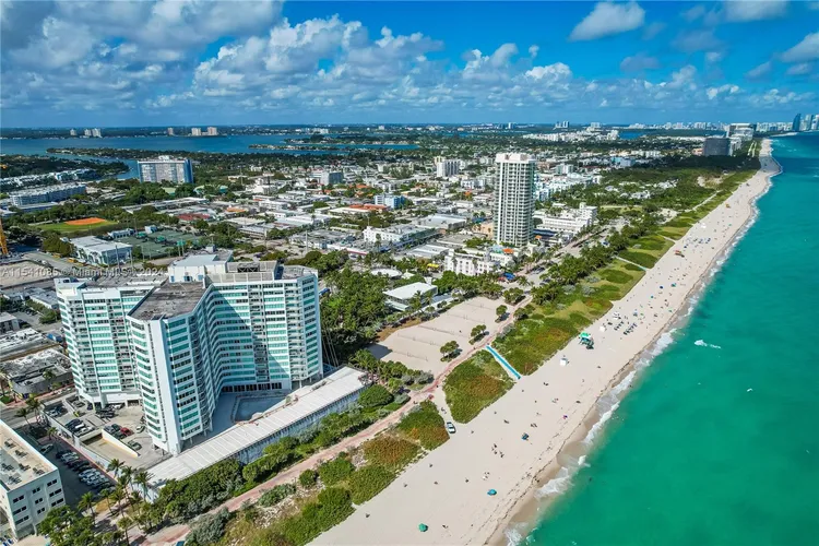 Burleigh House #505 image #9