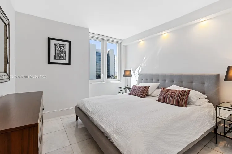 Roney Palace #1108 image #10