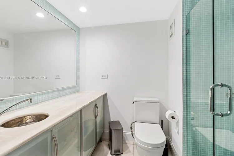 Roney Palace #1108 image #11