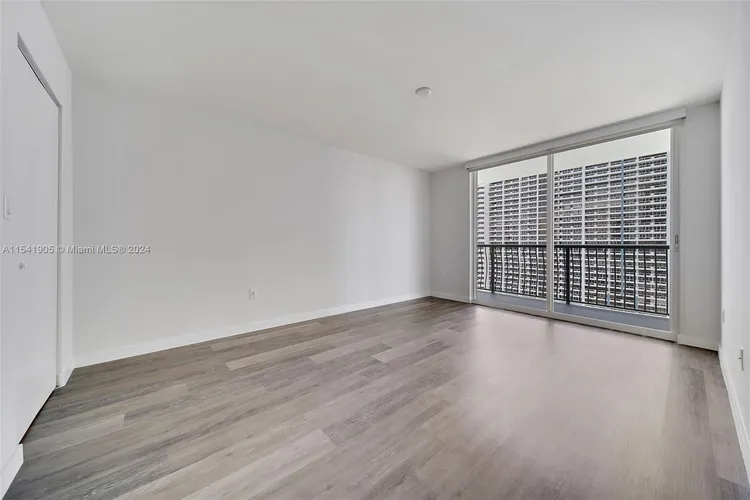 Bay Parc #24D image #12