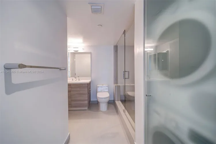 Bay Parc #24D image #15