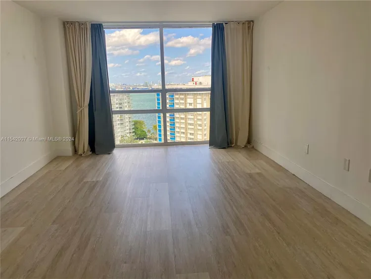 Costa Bella #1814 image #10