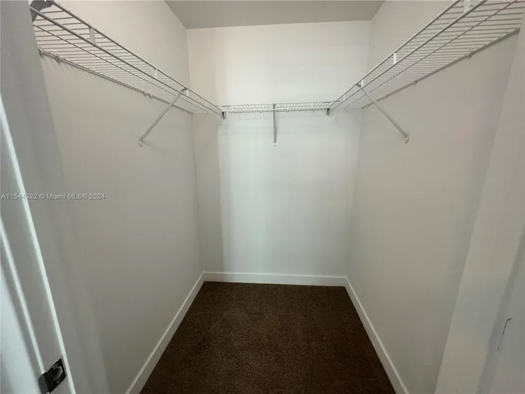 Axis #2009-S image #24