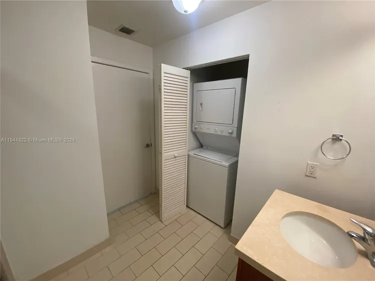 Axis #2009-S image #29