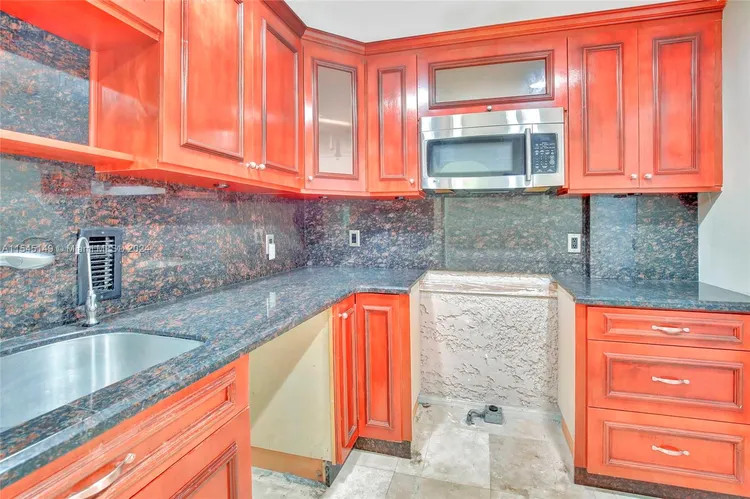 The Tides On Hollywood Beach #8D image #17