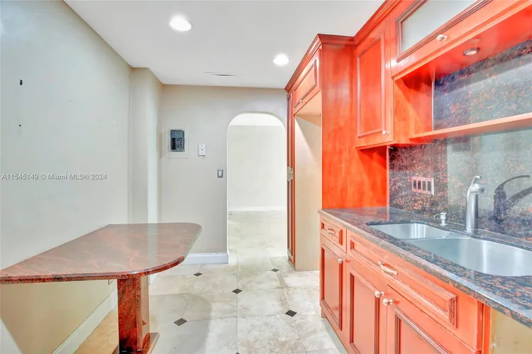 The Tides On Hollywood Beach #8D image #18