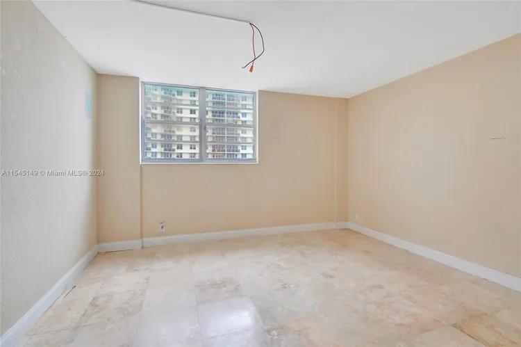 The Tides On Hollywood Beach #8D image #31