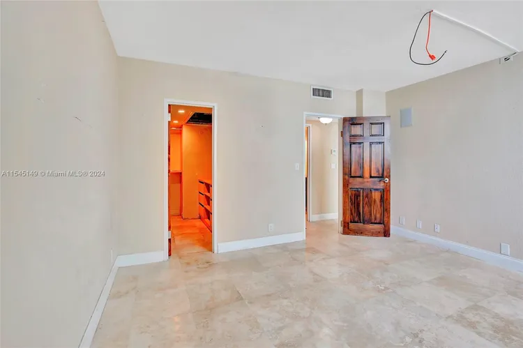 The Tides On Hollywood Beach #8D image #33