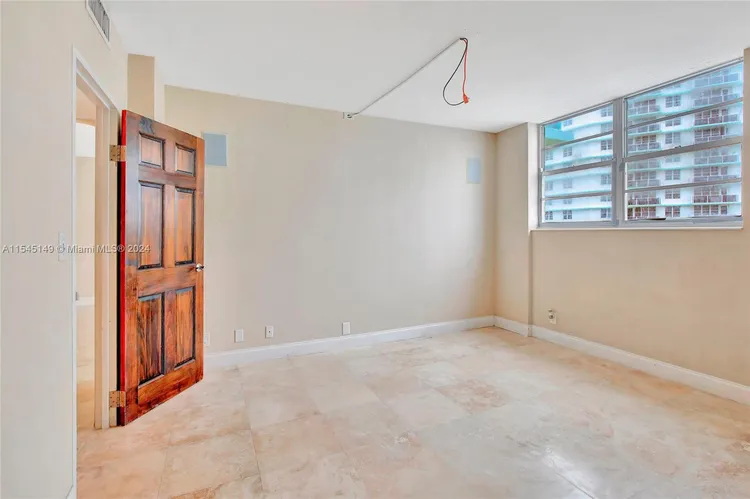 The Tides On Hollywood Beach #8D image #34