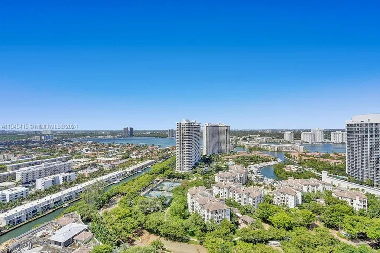 Williams Island 2800 #2901 image #26