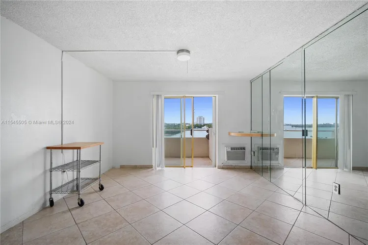 Bayshore Yacht Tennis Club #405 image #14