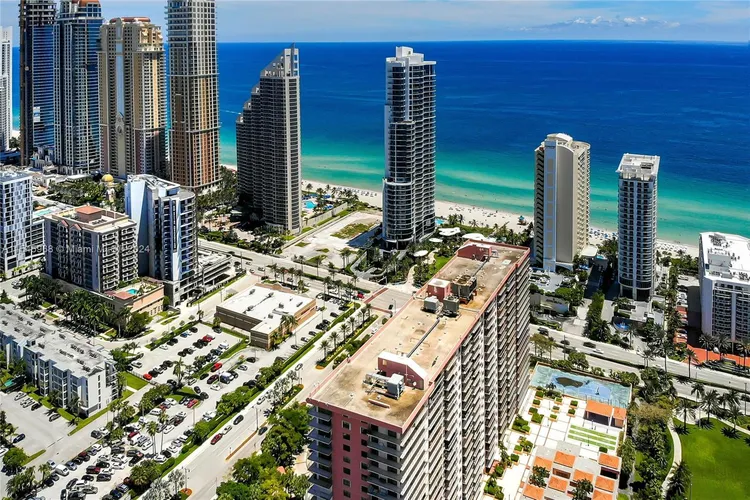 Winston Towers #1209 image #57