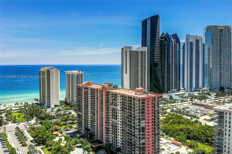 Winston Towers #1209 image #58