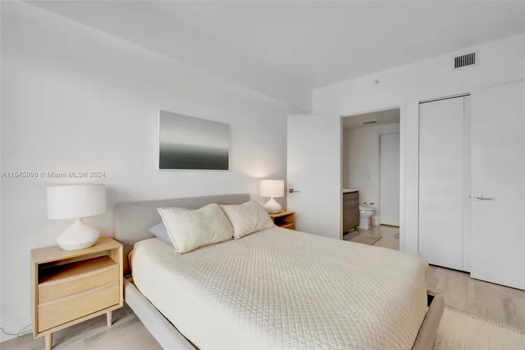 Hyde Midtown #2407 image #13