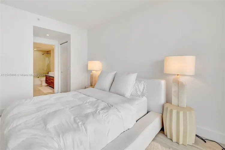 Hyde Midtown #2407 image #19