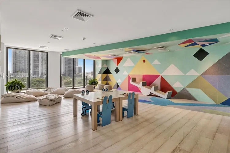 Hyde Midtown #2407 image #37