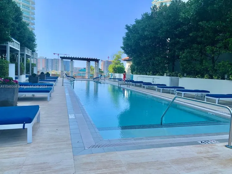 St. Tropez Sunny Isles Beach #3-901 image #21