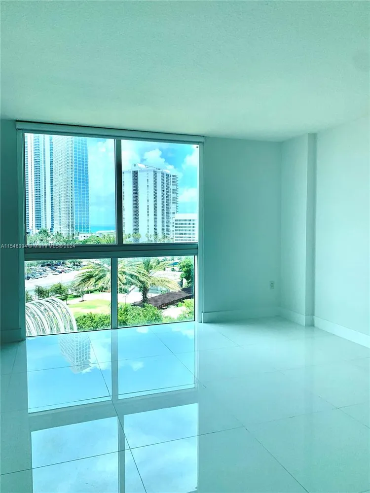 St. Tropez Sunny Isles Beach #3-901 image #9