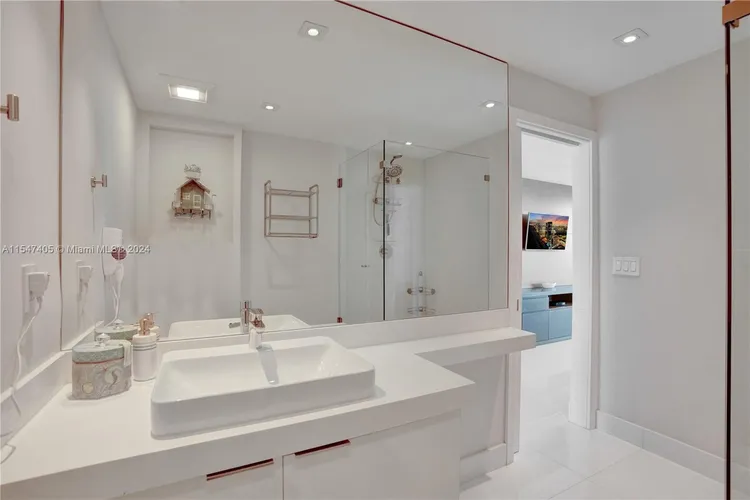 Palace at Bal Harbour #20A image #29