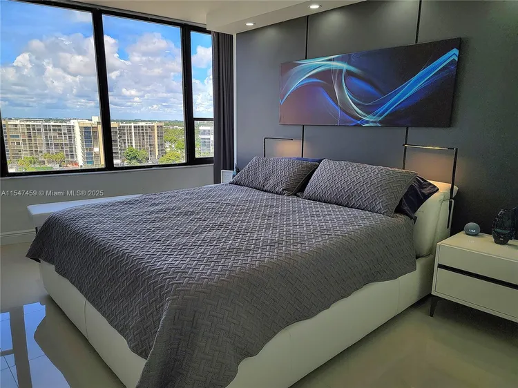 Alexander Towers #1203 image #9