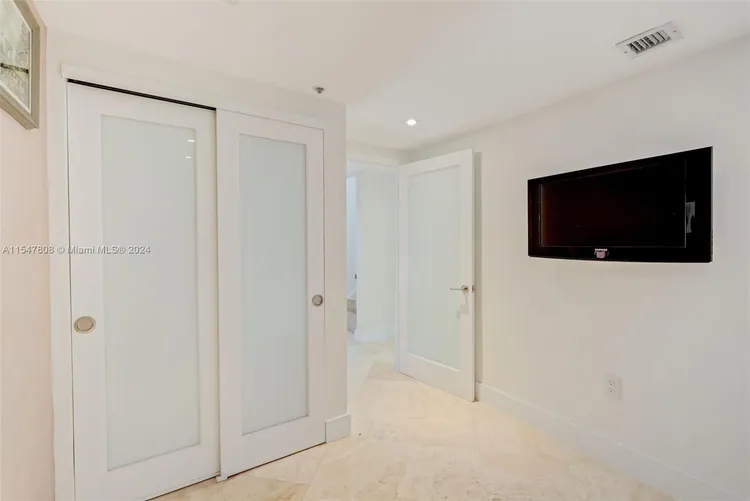 Key Colony I - Tidemark #1230 image #23