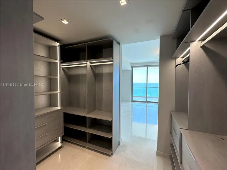 Residences by Armani Casa #2201 image #19