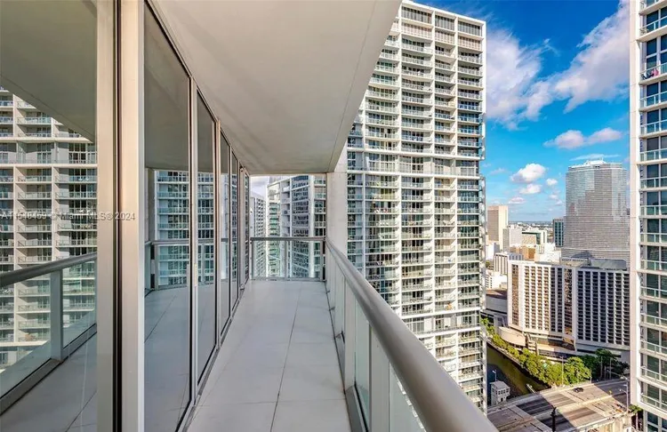 Icon Brickell II #2310 image #18