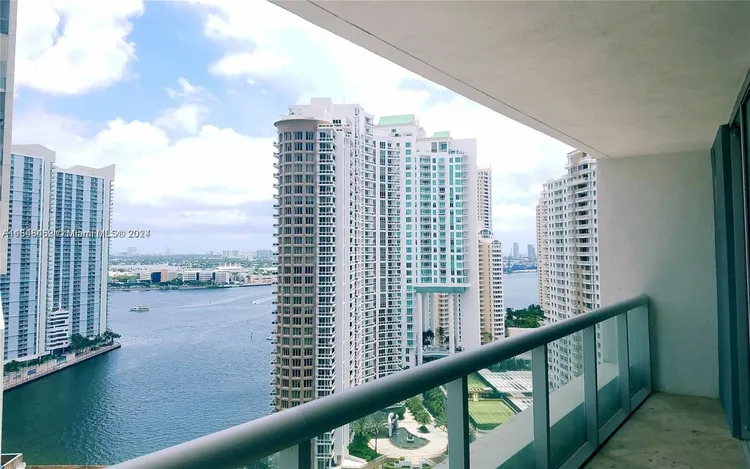 Icon Brickell II #2310 image #20