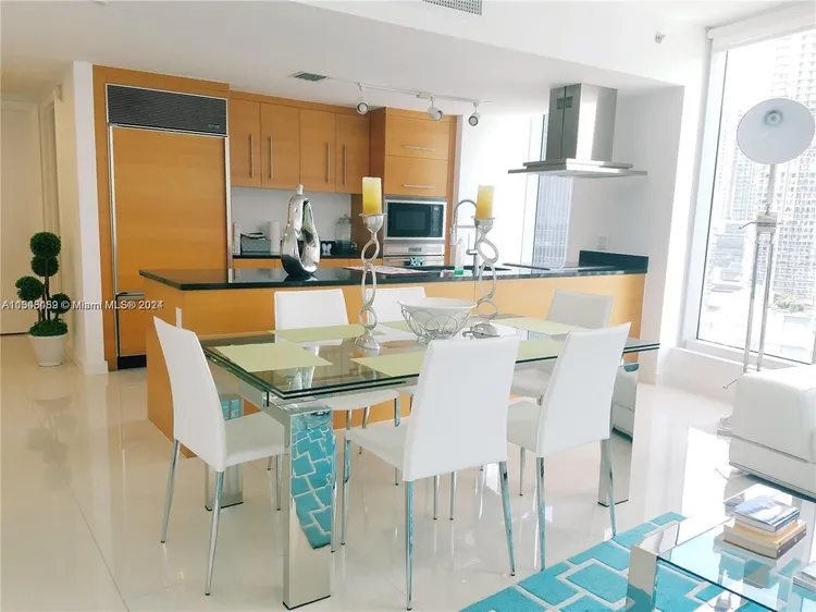 Icon Brickell II #2310 image #6