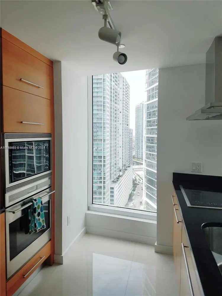 Icon Brickell II #2310 image #7